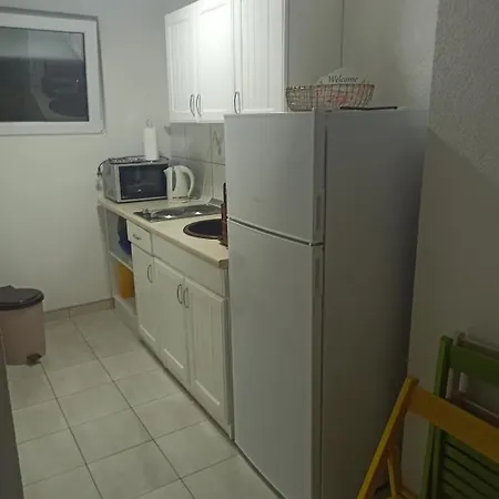 Sunce Bratkovice 1-8c Apartman *